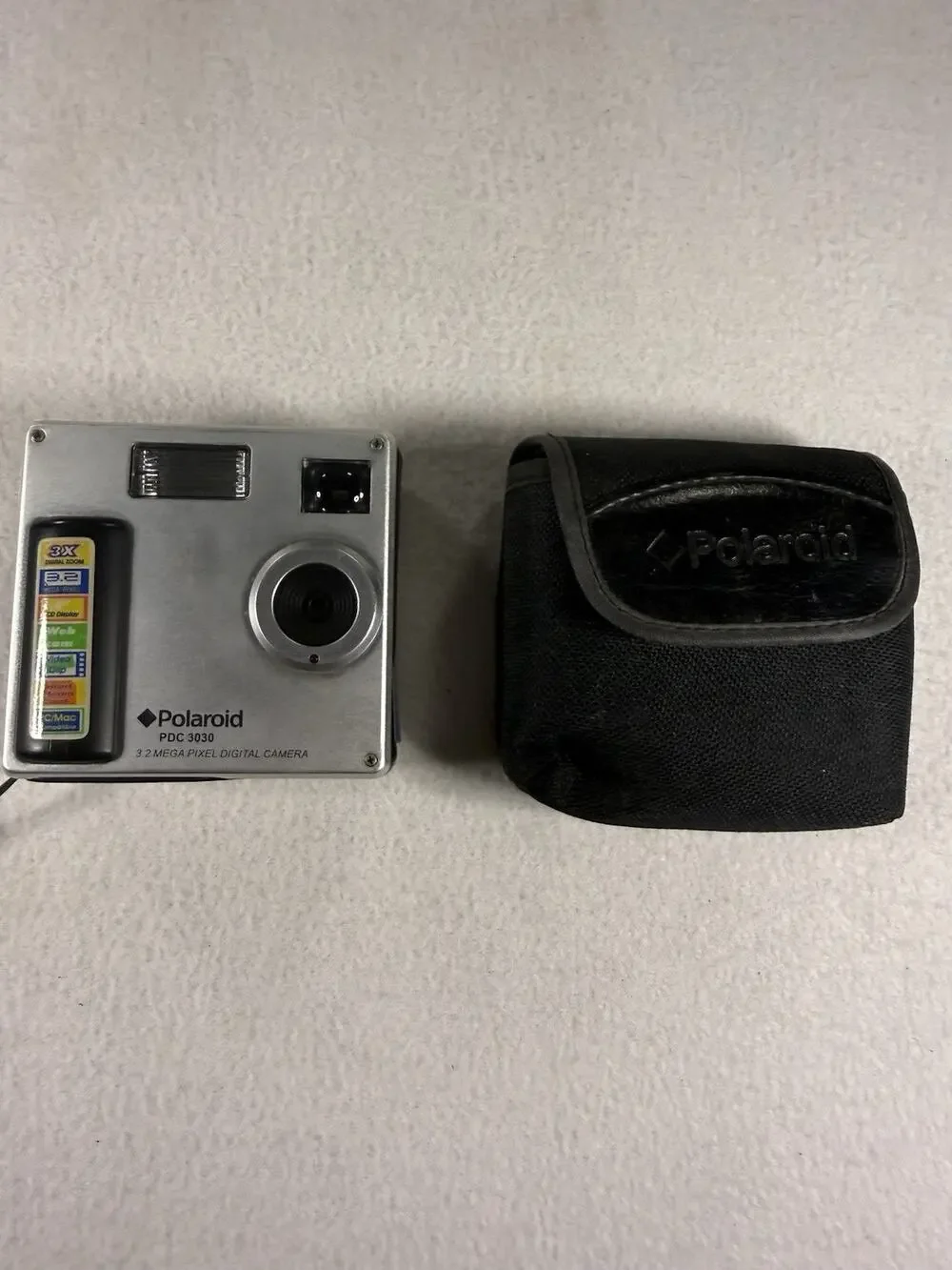 Polaroid PDC 3030 3.2MP Digital Camera, Silver - Tested